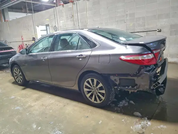 4T1BF1FK0HU441908 2017 TOYOTA CAMRY - Image 2