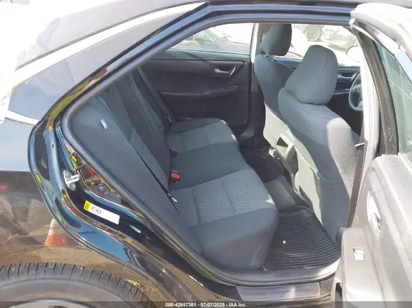4T1BF1FK0HU444646 2017 TOYOTA CAMRY - Image 8