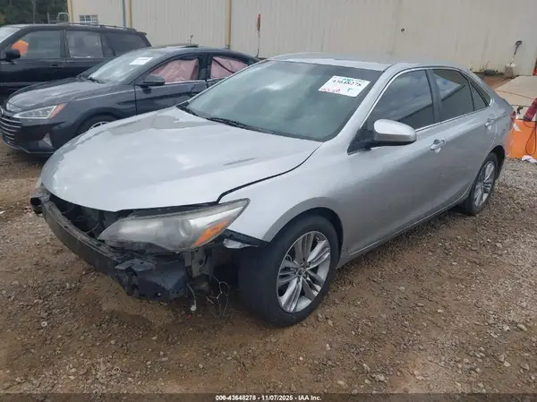 4T1BF1FK0HU446865 2017 TOYOTA CAMRY - Image 2
