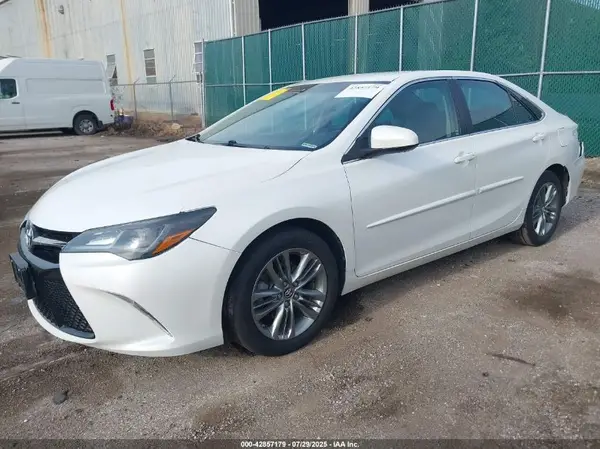 4T1BF1FK0HU448549 2017 TOYOTA CAMRY - Image 2