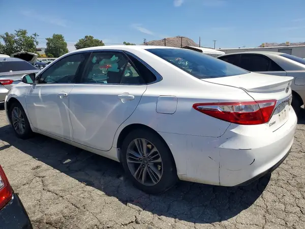 4T1BF1FK0HU450222 2017 TOYOTA CAMRY - Image 2