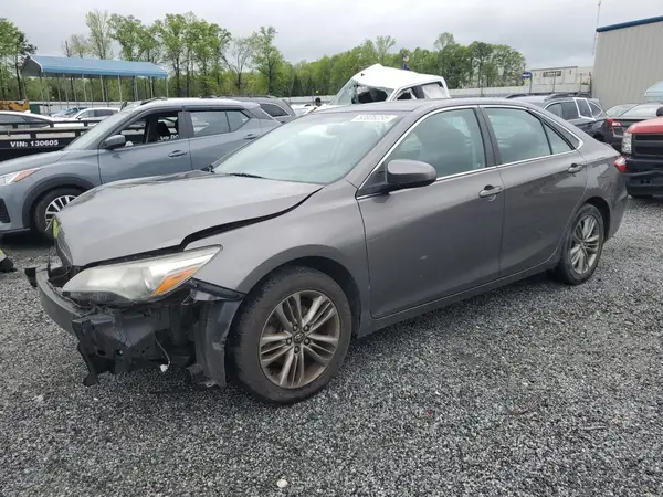 4T1BF1FK0HU451354 2017 TOYOTA CAMRY - Image 1