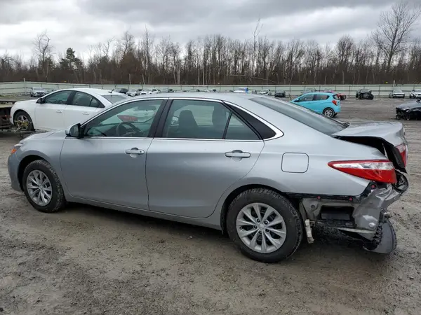 4T1BF1FK0HU451614 2017 TOYOTA CAMRY - Image 2