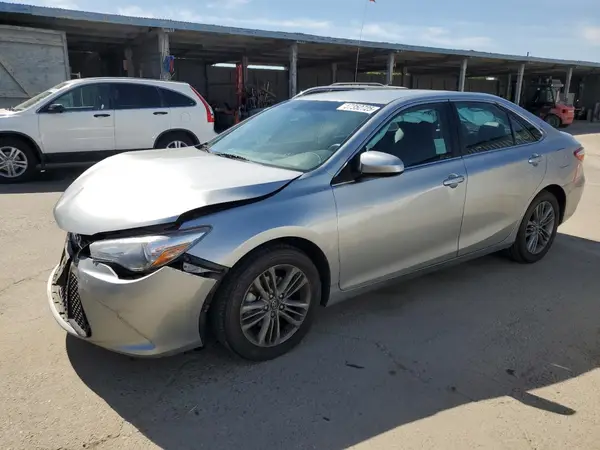 4T1BF1FK0HU454092 2017 TOYOTA CAMRY - Image 1