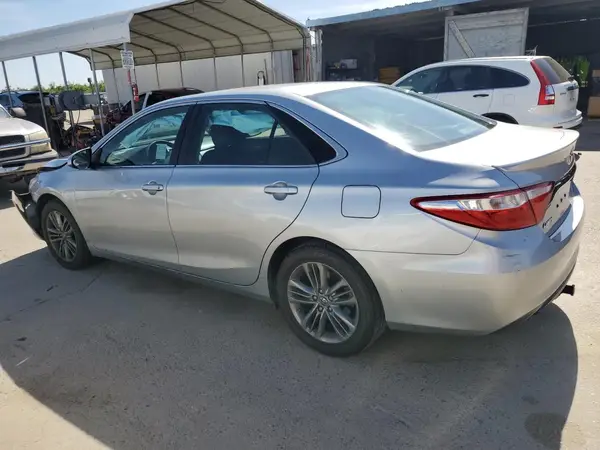 4T1BF1FK0HU454092 2017 TOYOTA CAMRY - Image 2
