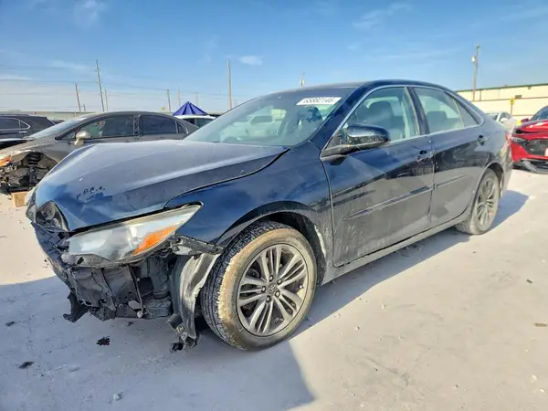 4T1BF1FK0HU616660 2017 TOYOTA CAMRY - Image 1