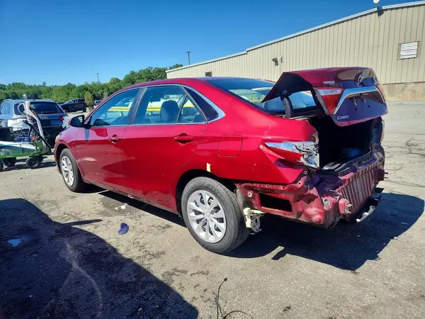 4T1BF1FK0HU619445 2017 TOYOTA CAMRY - Image 2