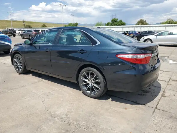 4T1BF1FK0HU620451 2017 TOYOTA CAMRY - Image 2