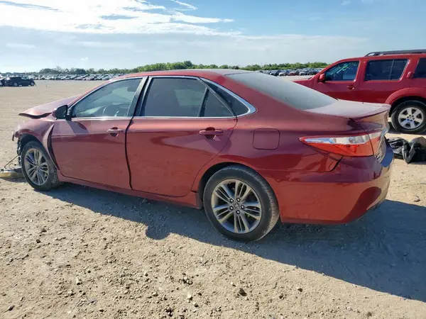 4T1BF1FK0HU621101 2017 TOYOTA CAMRY - Image 2