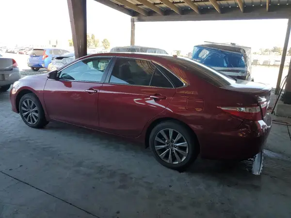 4T1BF1FK0HU623723 2017 TOYOTA CAMRY - Image 2