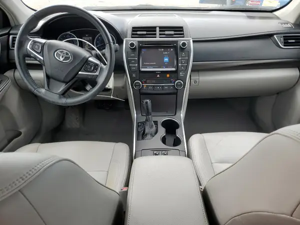 4T1BF1FK0HU623852 2017 TOYOTA CAMRY - Image 8