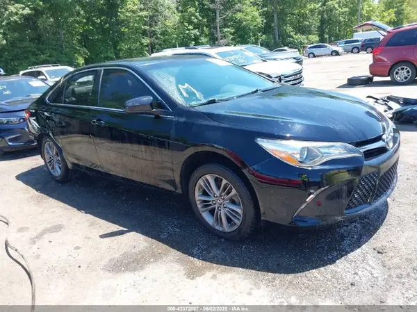 4T1BF1FK0HU624905 2017 TOYOTA CAMRY - Image 1