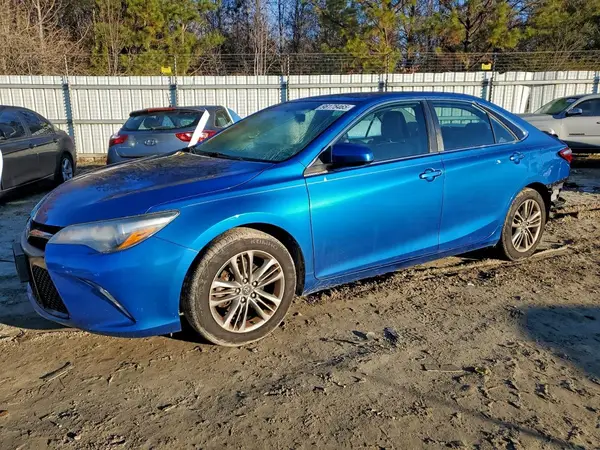 4T1BF1FK0HU628839 2017 TOYOTA CAMRY - Image 1
