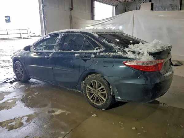 4T1BF1FK0HU633233 2017 TOYOTA CAMRY - Image 2