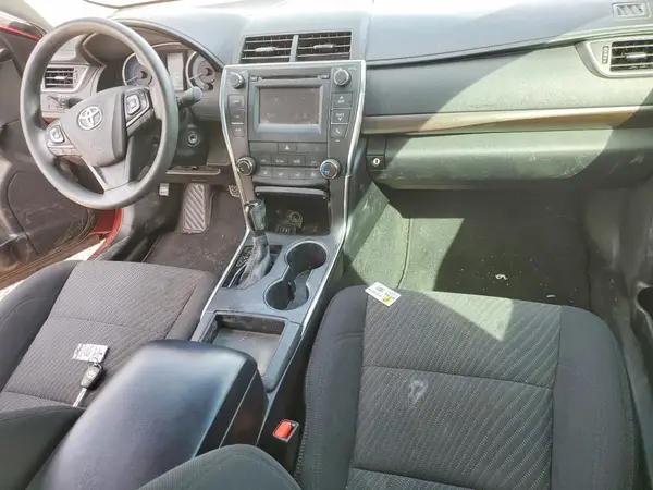 4T1BF1FK0HU633782 2017 TOYOTA CAMRY - Image 8