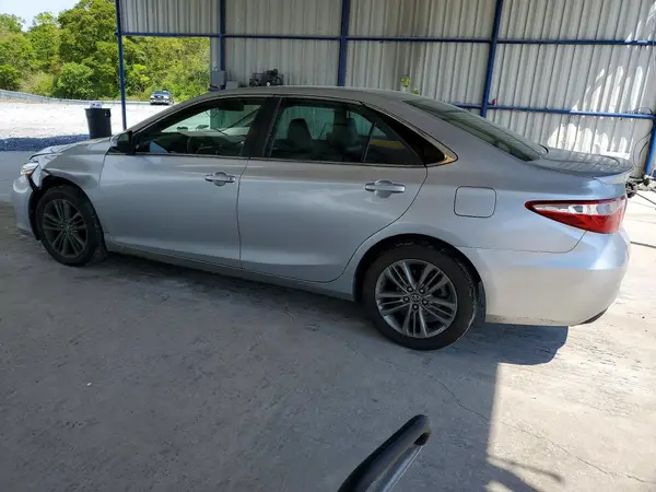 4T1BF1FK0HU633829 2017 TOYOTA CAMRY - Image 2