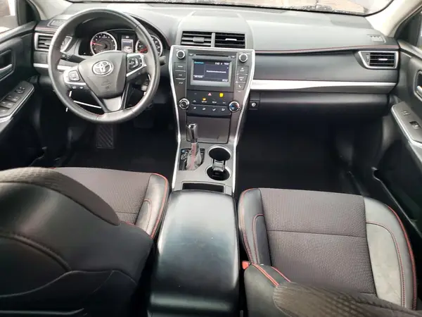 4T1BF1FK0HU639680 2017 TOYOTA CAMRY - Image 8