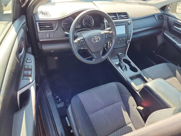 4T1BF1FK0HU646029 2017 TOYOTA CAMRY - Image 8