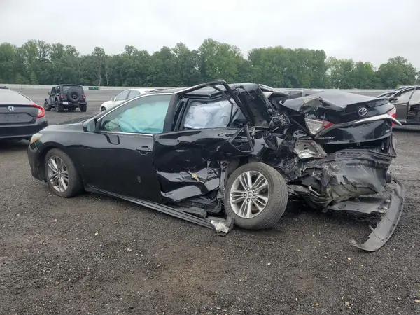 4T1BF1FK0HU648508 2017 TOYOTA CAMRY - Image 2