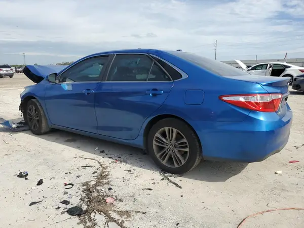 4T1BF1FK0HU649593 2017 TOYOTA CAMRY - Image 2