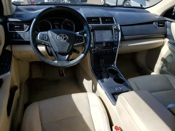 4T1BF1FK0HU650646 2017 TOYOTA CAMRY - Image 8