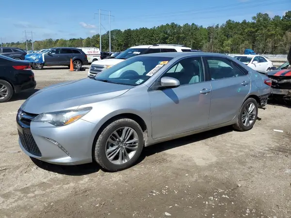 4T1BF1FK0HU655247 2017 TOYOTA CAMRY - Image 1