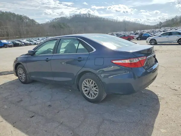 4T1BF1FK0HU655491 2017 TOYOTA CAMRY - Image 2