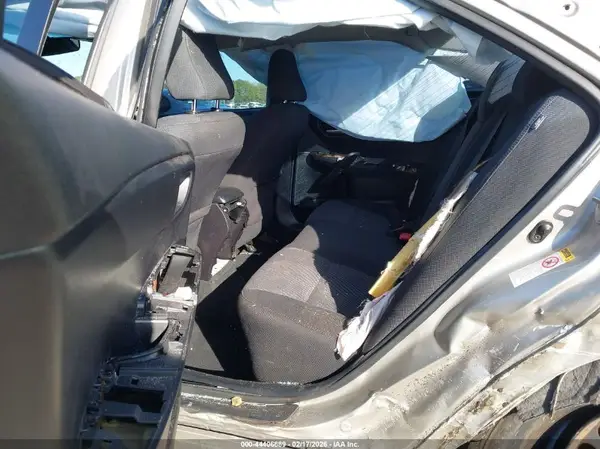 4T1BF1FK0HU660769 2017 TOYOTA CAMRY - Image 8