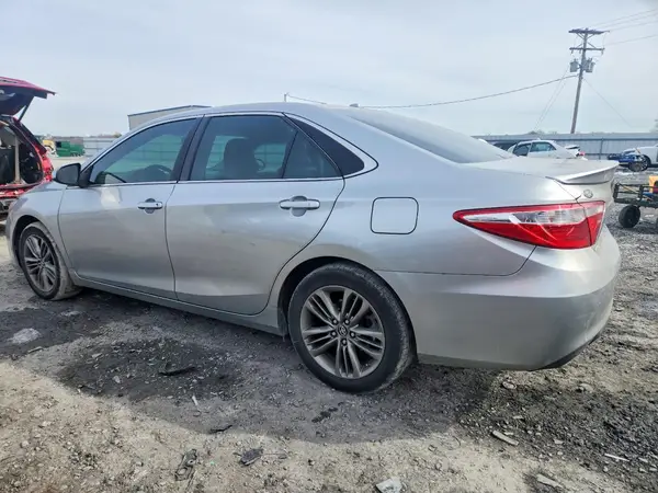 4T1BF1FK0HU667365 2017 TOYOTA CAMRY - Image 2