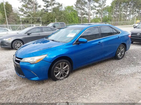 4T1BF1FK0HU668967 2017 TOYOTA CAMRY - Image 2