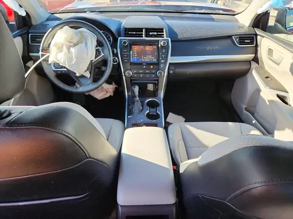4T1BF1FK0HU673330 2017 TOYOTA CAMRY - Image 8