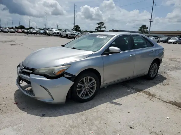4T1BF1FK0HU676017 2017 TOYOTA CAMRY - Image 1