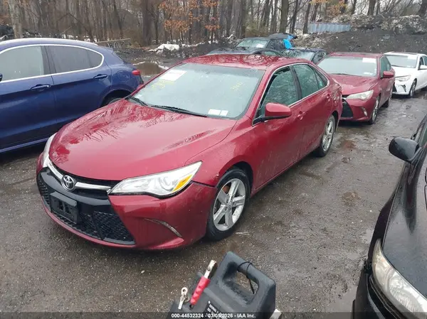 4T1BF1FK0HU677796 2017 TOYOTA CAMRY - Image 2