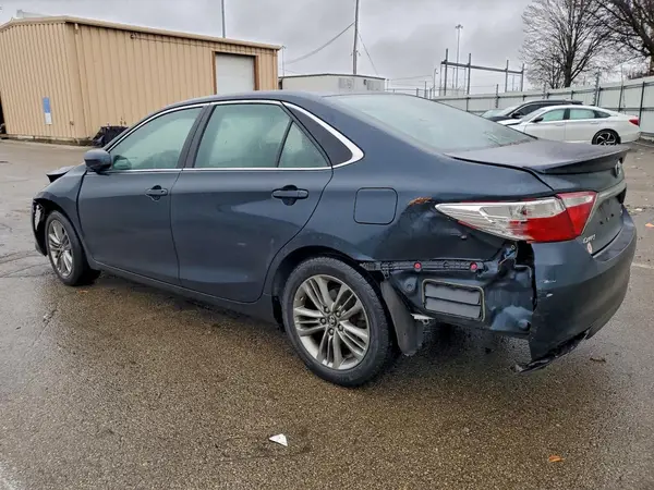 4T1BF1FK0HU683601 2017 TOYOTA CAMRY - Image 2