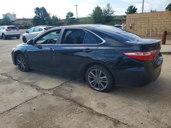4T1BF1FK0HU683758 2017 TOYOTA CAMRY - Image 2