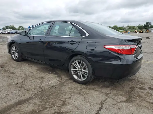 4T1BF1FK0HU685994 2017 TOYOTA CAMRY - Image 2