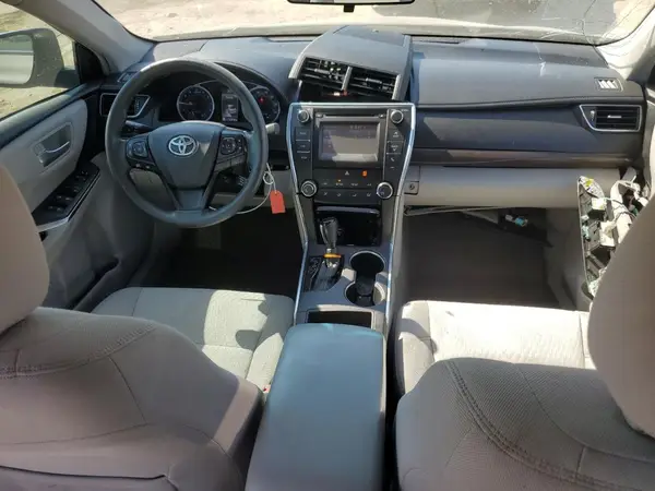 4T1BF1FK0HU688832 2017 TOYOTA CAMRY - Image 8