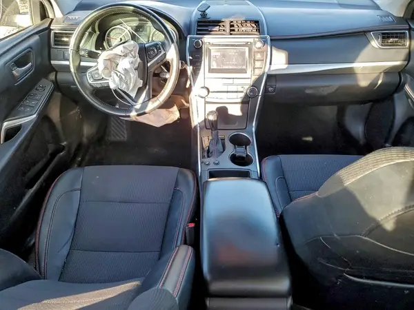 4T1BF1FK0HU692864 2017 TOYOTA CAMRY - Image 8