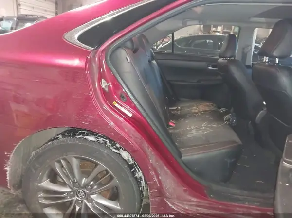 4T1BF1FK0HU693917 2017 TOYOTA CAMRY - Image 8