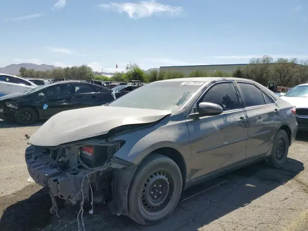 4T1BF1FK0HU699684 2017 TOYOTA CAMRY - Image 1