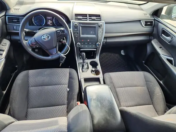 4T1BF1FK0HU699944 2017 TOYOTA CAMRY - Image 8
