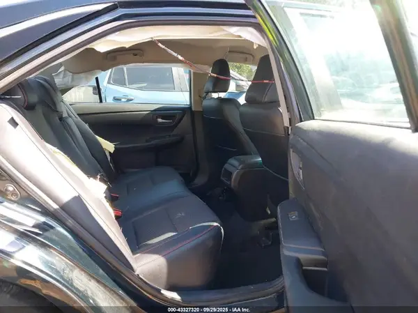 4T1BF1FK0HU700980 2017 TOYOTA CAMRY - Image 8