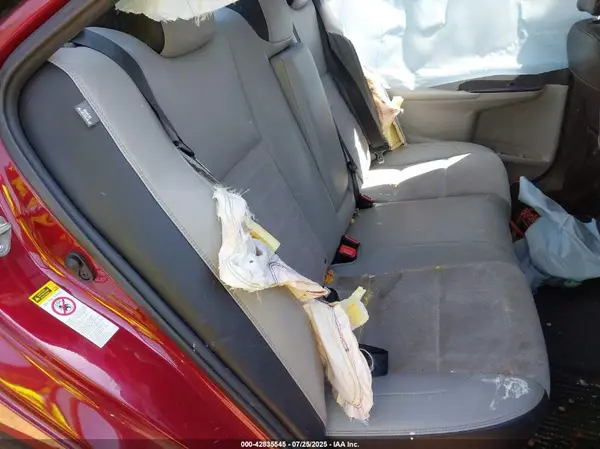 4T1BF1FK0HU702468 2017 TOYOTA CAMRY - Image 8