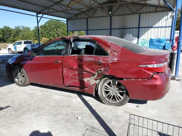 4T1BF1FK0HU708268 2017 TOYOTA CAMRY - Image 2