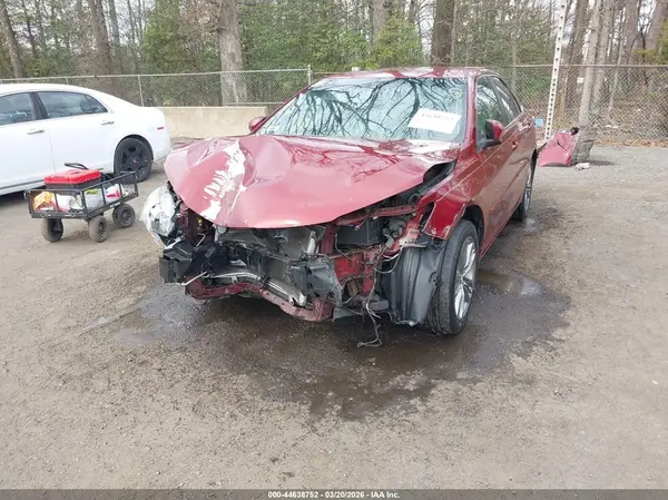 4T1BF1FK0HU709050 2017 TOYOTA CAMRY - Image 2