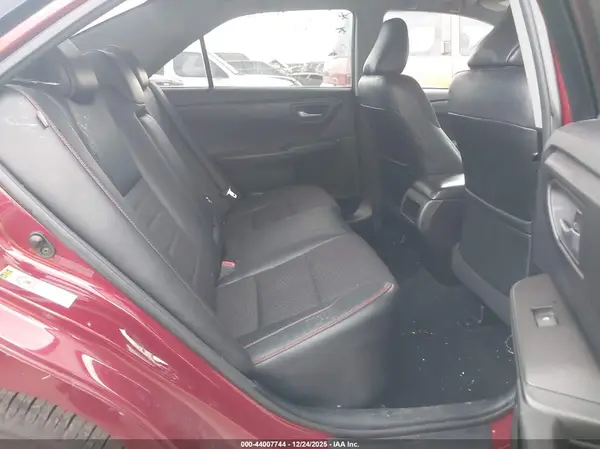 4T1BF1FK0HU709405 2017 TOYOTA CAMRY - Image 8