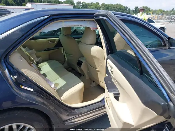 4T1BF1FK0HU714636 2017 TOYOTA CAMRY - Image 8
