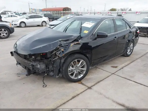 4T1BF1FK0HU717312 2017 TOYOTA CAMRY - Image 2
