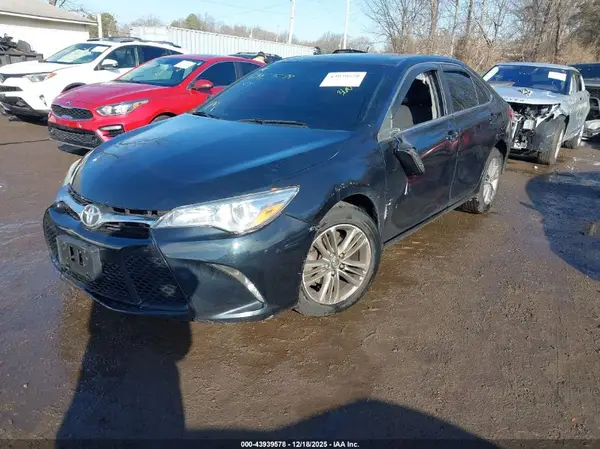 4T1BF1FK0HU720730 2017 TOYOTA CAMRY - Image 2
