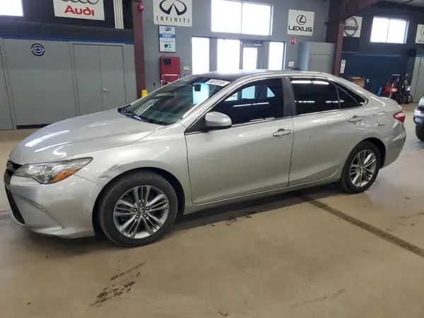 4T1BF1FK0HU722249 2017 TOYOTA CAMRY - Image 1